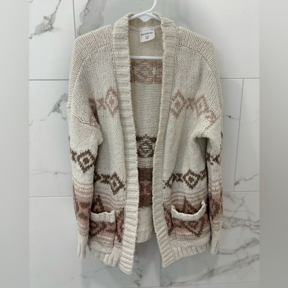 Abercrombie & Fitch girls sweater.